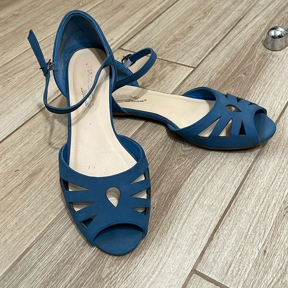Madeline Stuart Shoes - Madeleine Stuart vintage style flats